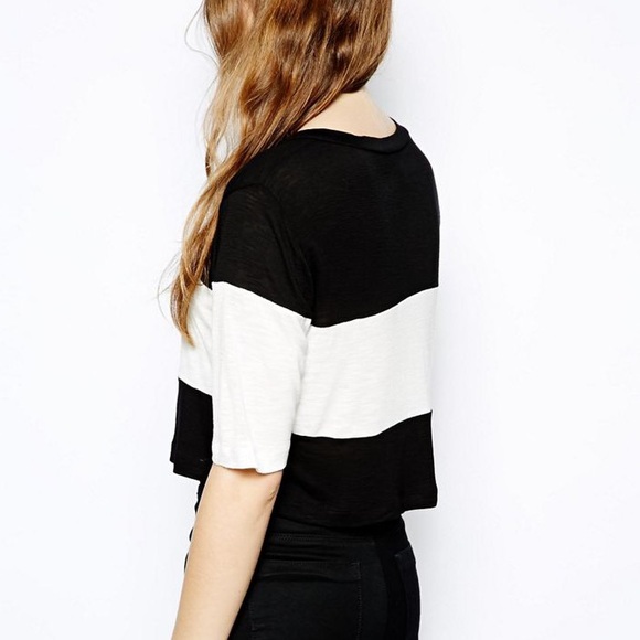 Pencey Standard Color-block Stripe Crop Tee - Picture 3 of 6